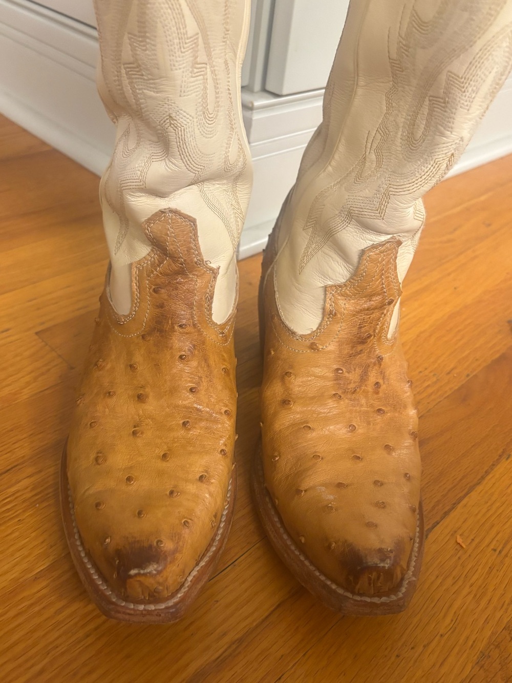 Freebird woodland wheat ostrich Cream and Brown Heeled Boots 2” size 7 - Picture 10 of 14